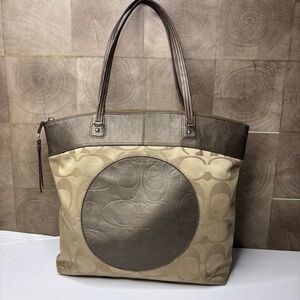 COACH Laura Signature‎ Shoulder Bag/Tote, Canvas & Leather, Gold/Dark Gold